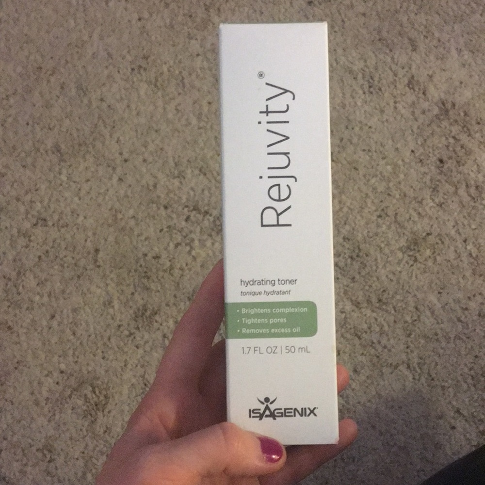 Rejuvity hydrating toner from isagenix